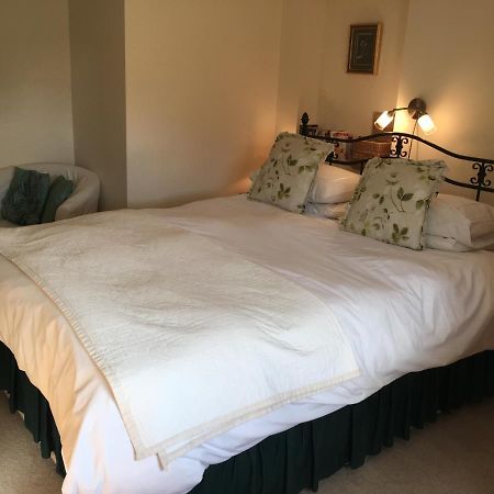 The Poplars Bed & Breakfast Newbold on Stour Bagian luar foto